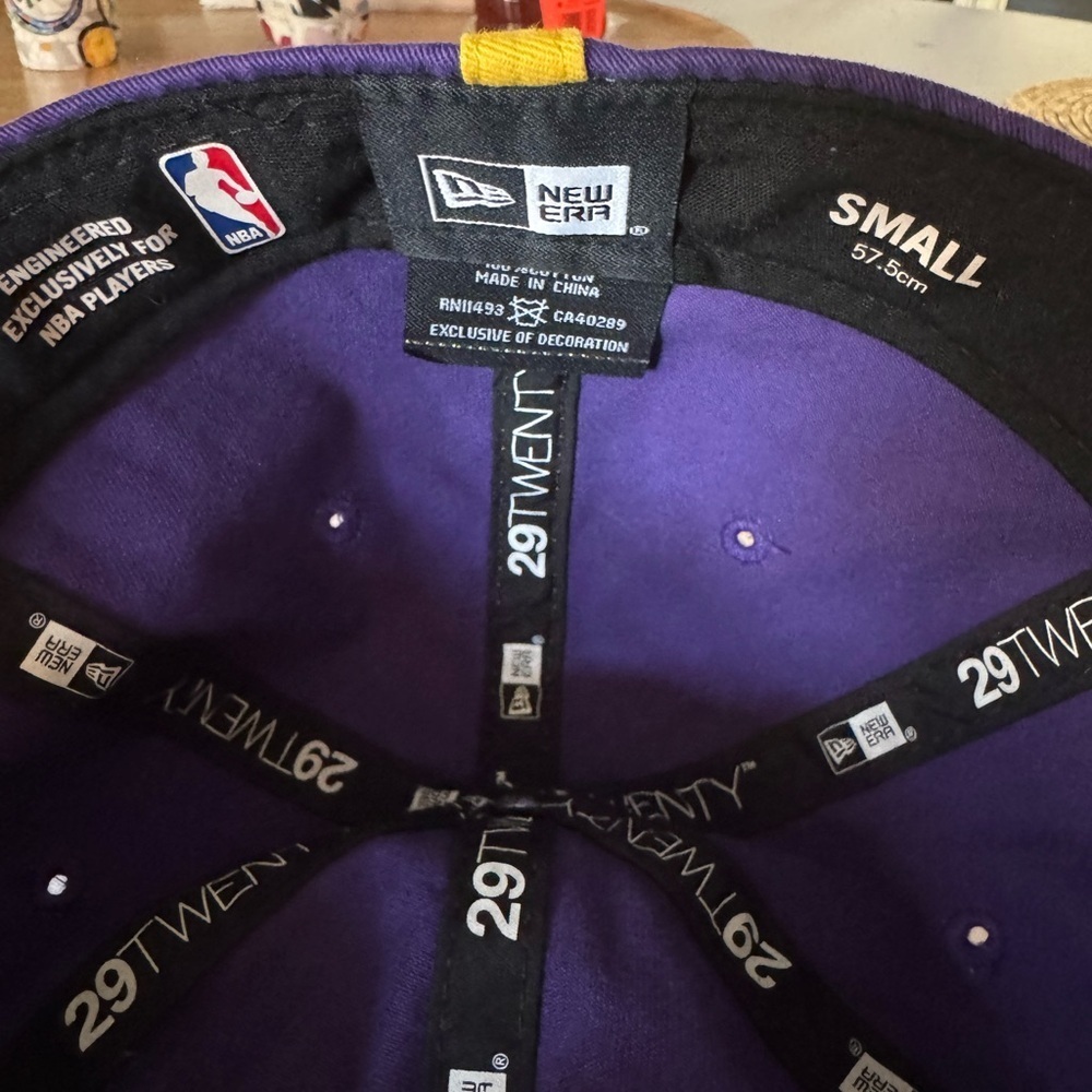 Los Angeles Lakers Hat Cap Brand NBA Basketball Hardwood Classics Purple‎ Small - Picture 9 of 11